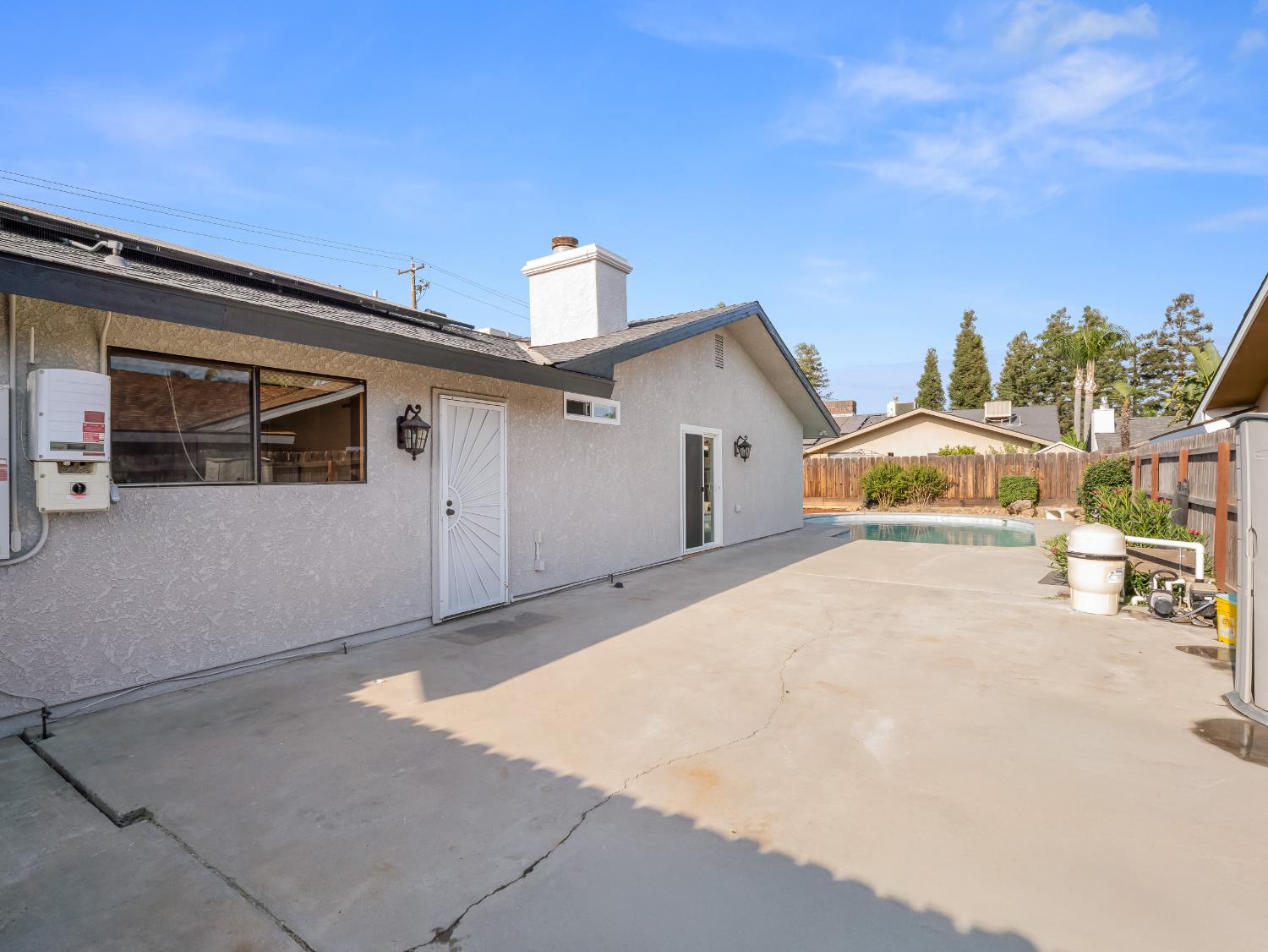 37 Douglas Avenue