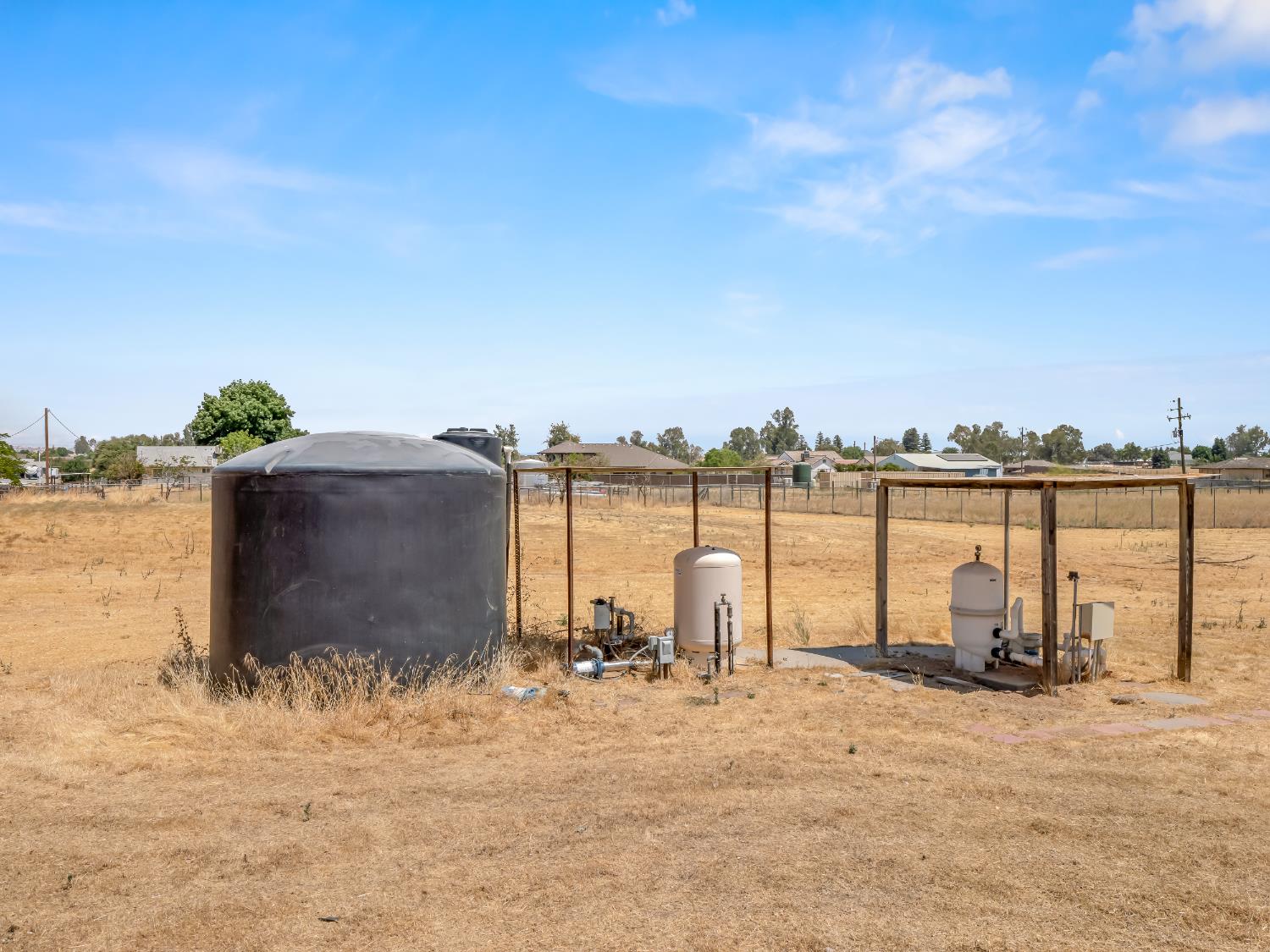 16099 Karen Road