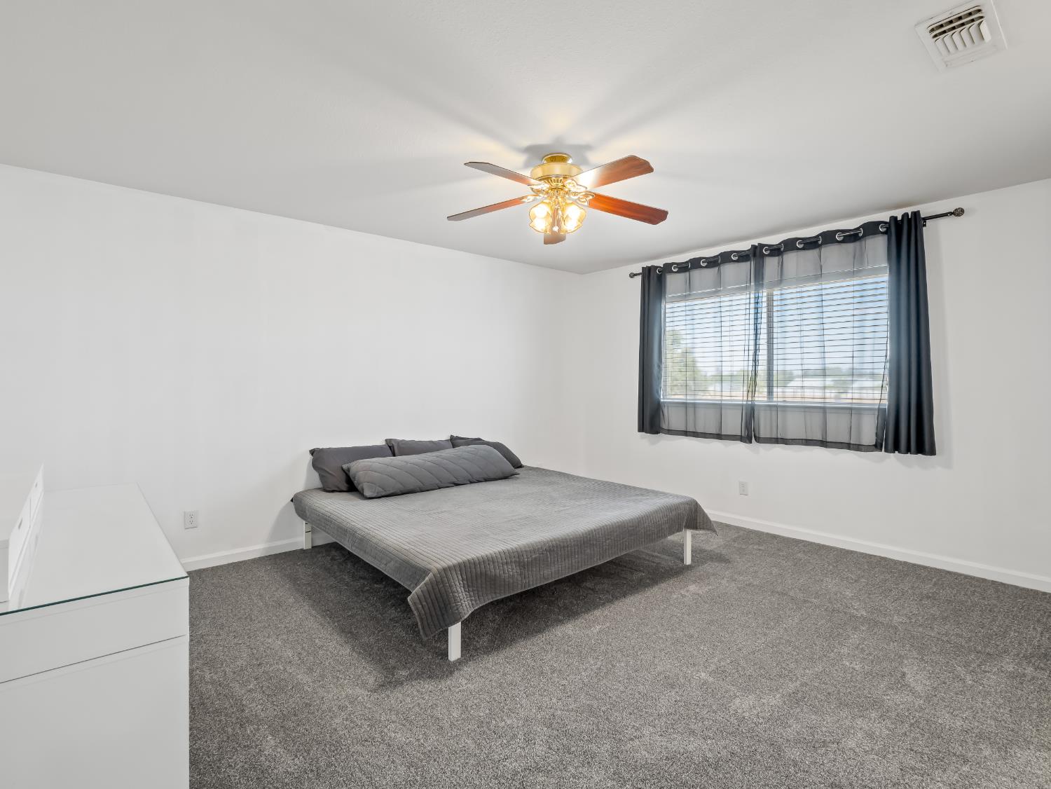 16099 Karen Road