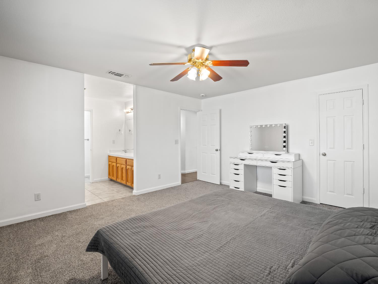 16099 Karen Road