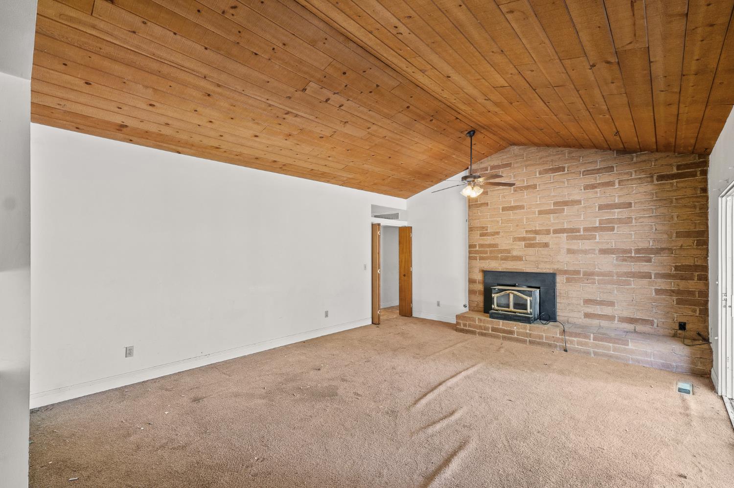 1152 W Mesa Avenue