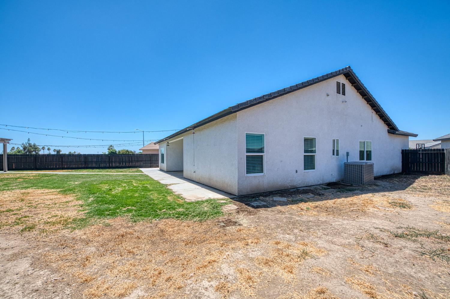 1383 Pompei Street