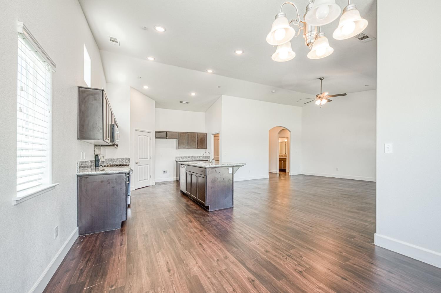 1383 Pompei Street
