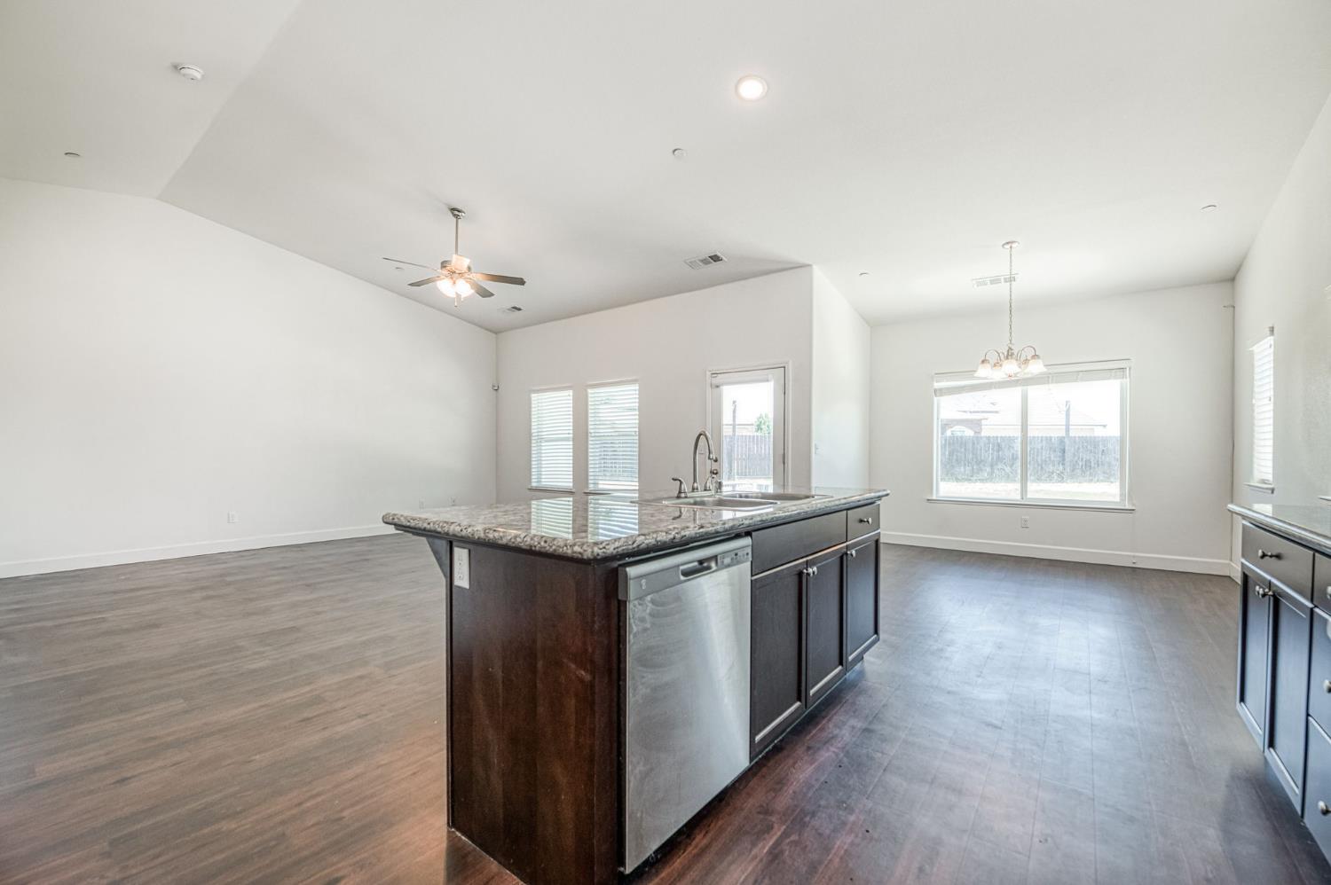 1383 Pompei Street