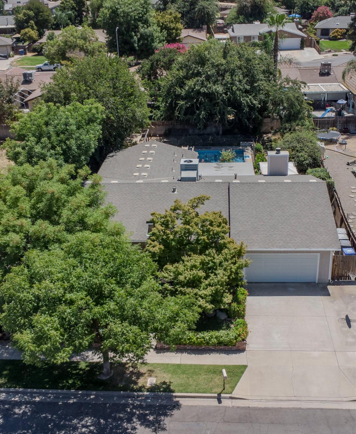 5344 N Salinas Avenue
