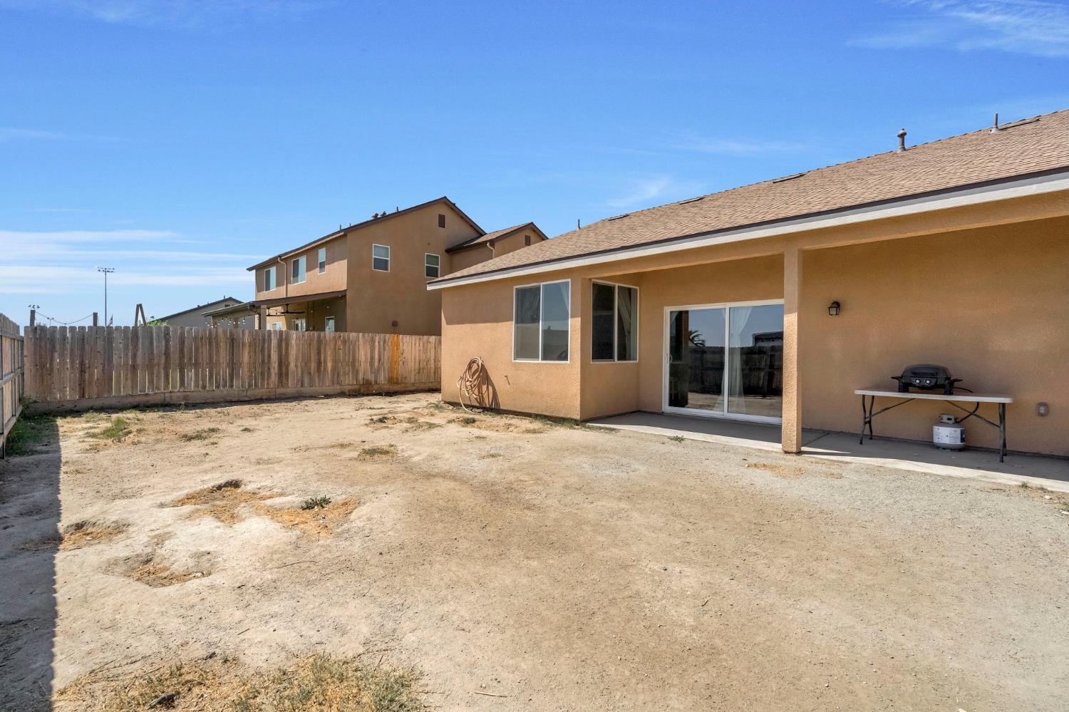 2208 Lake Court