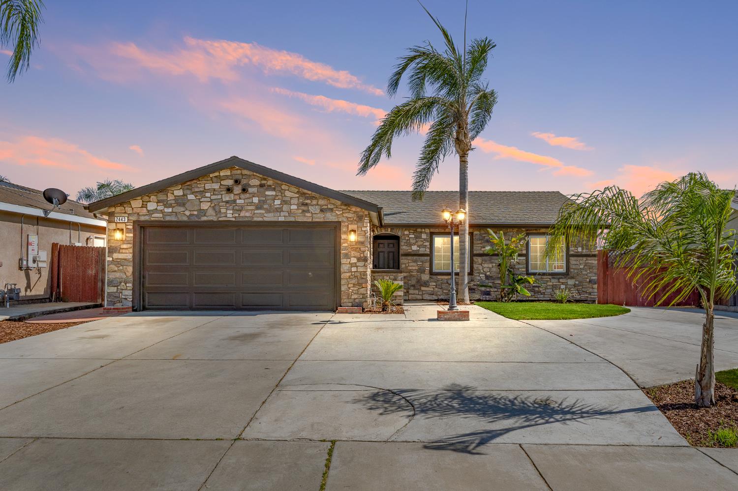 2443 Valley View Street