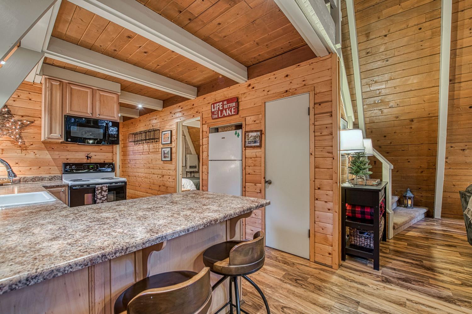 41770 Saddleback Road