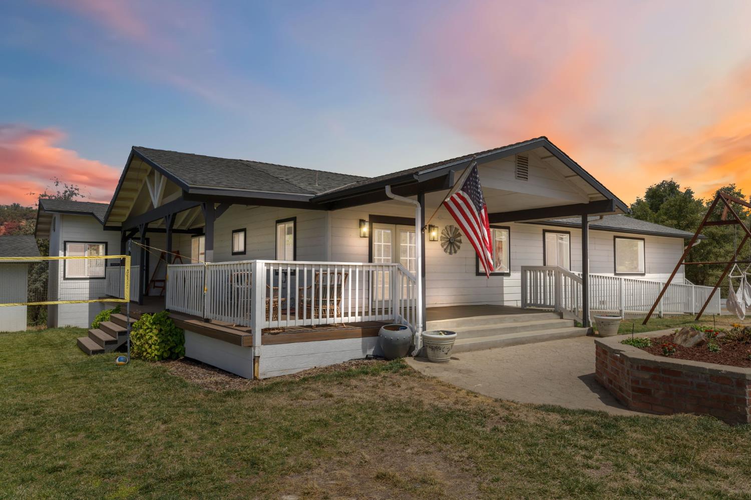 53777 Road 200