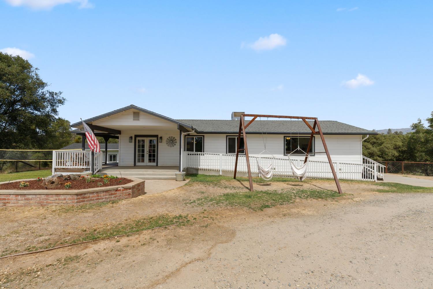 53777 Road 200