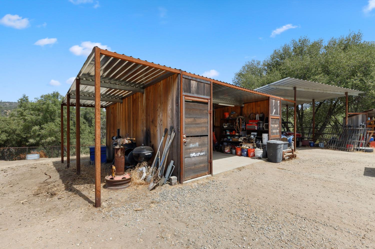 53777 Road 200