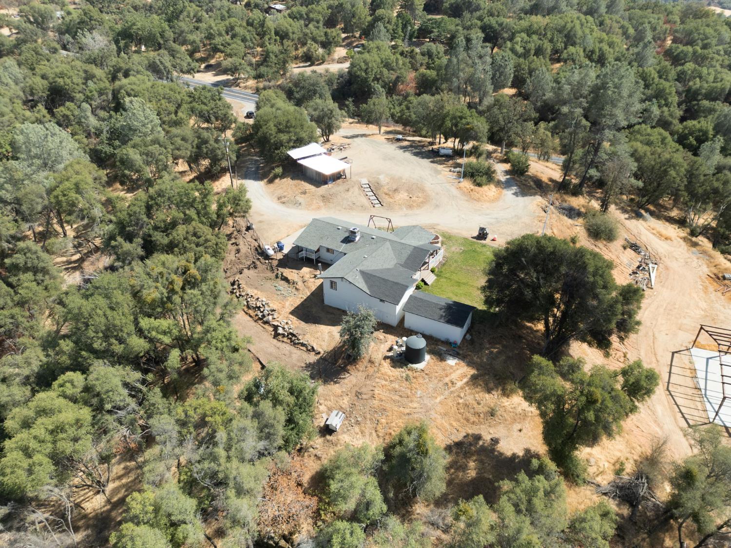 53777 Road 200