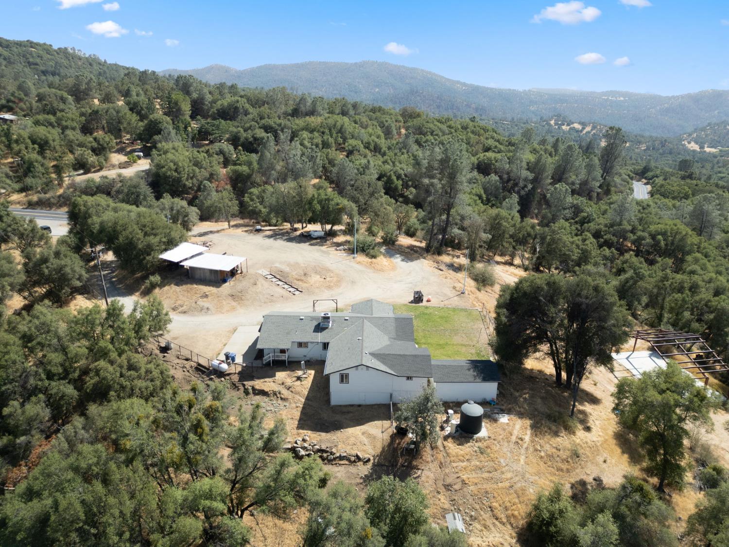 53777 Road 200