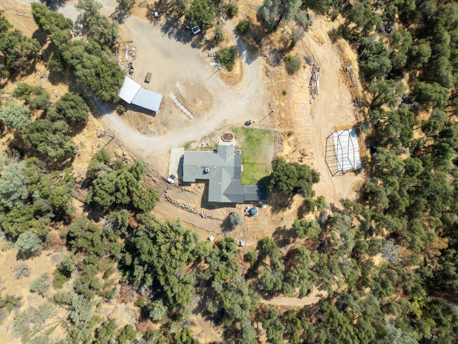 53777 Road 200
