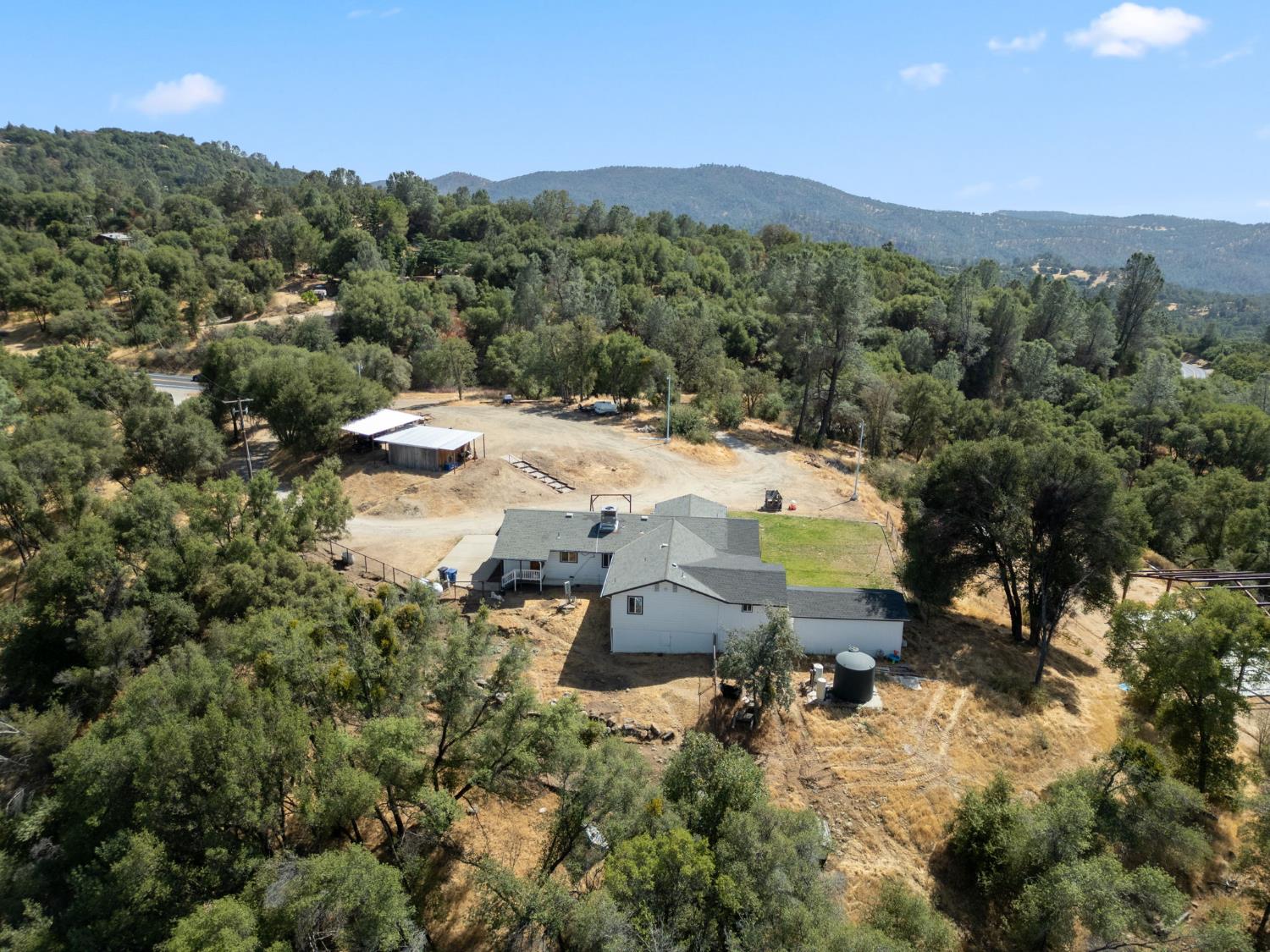 53777 Road 200