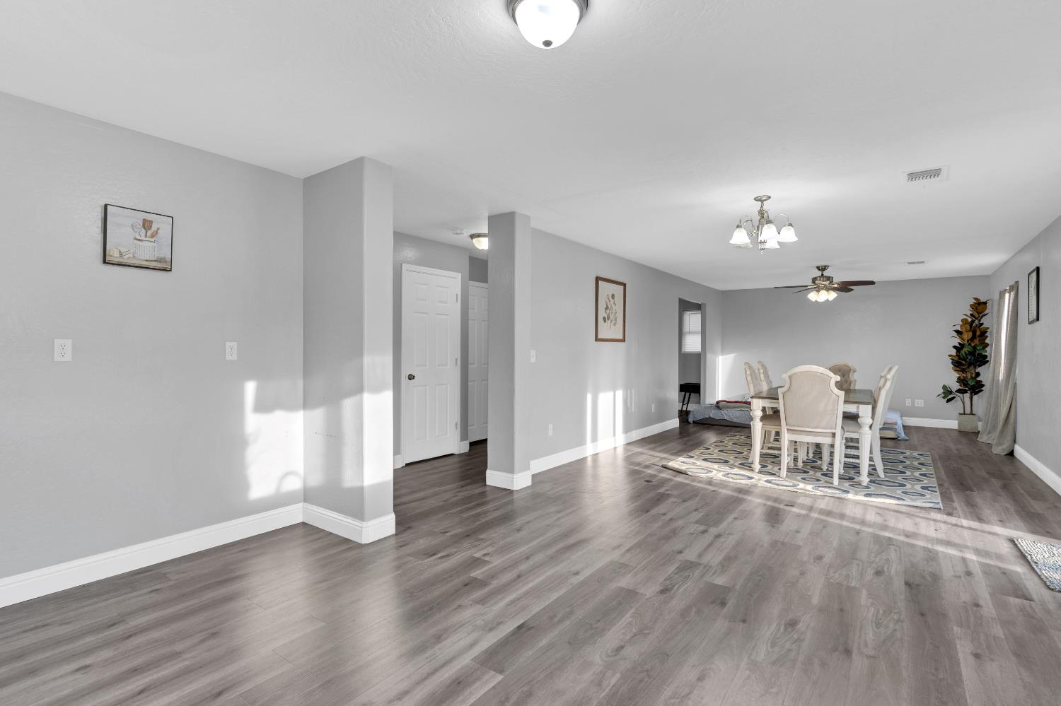 4777 N Rumi Avenue