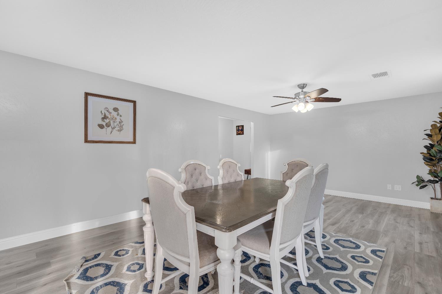 4777 N Rumi Avenue