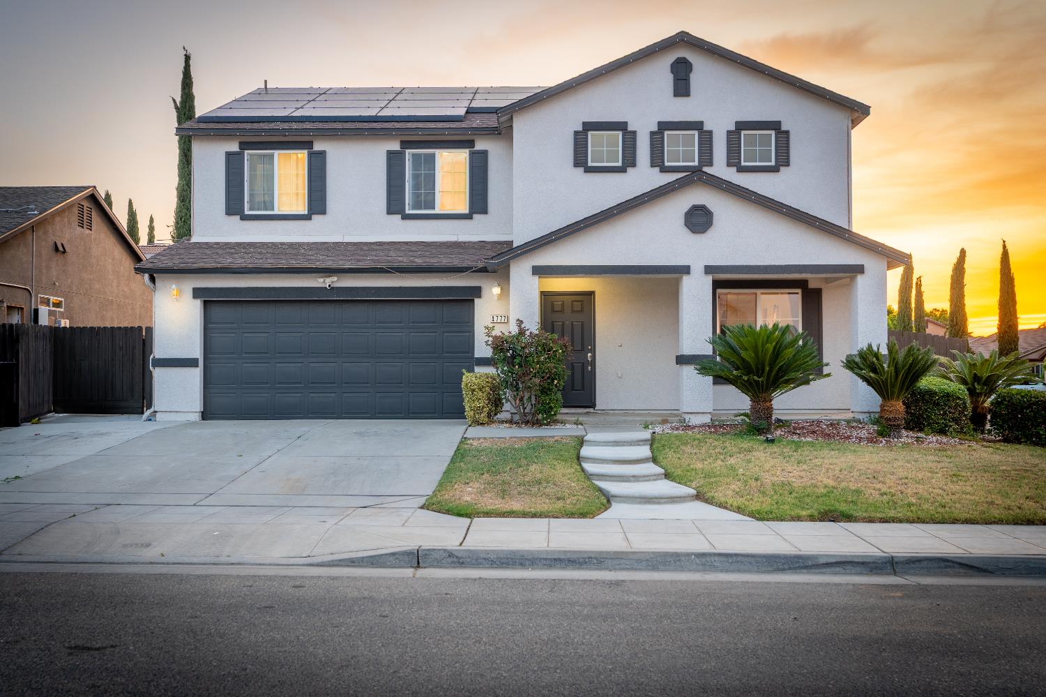 4777 N Rumi Avenue