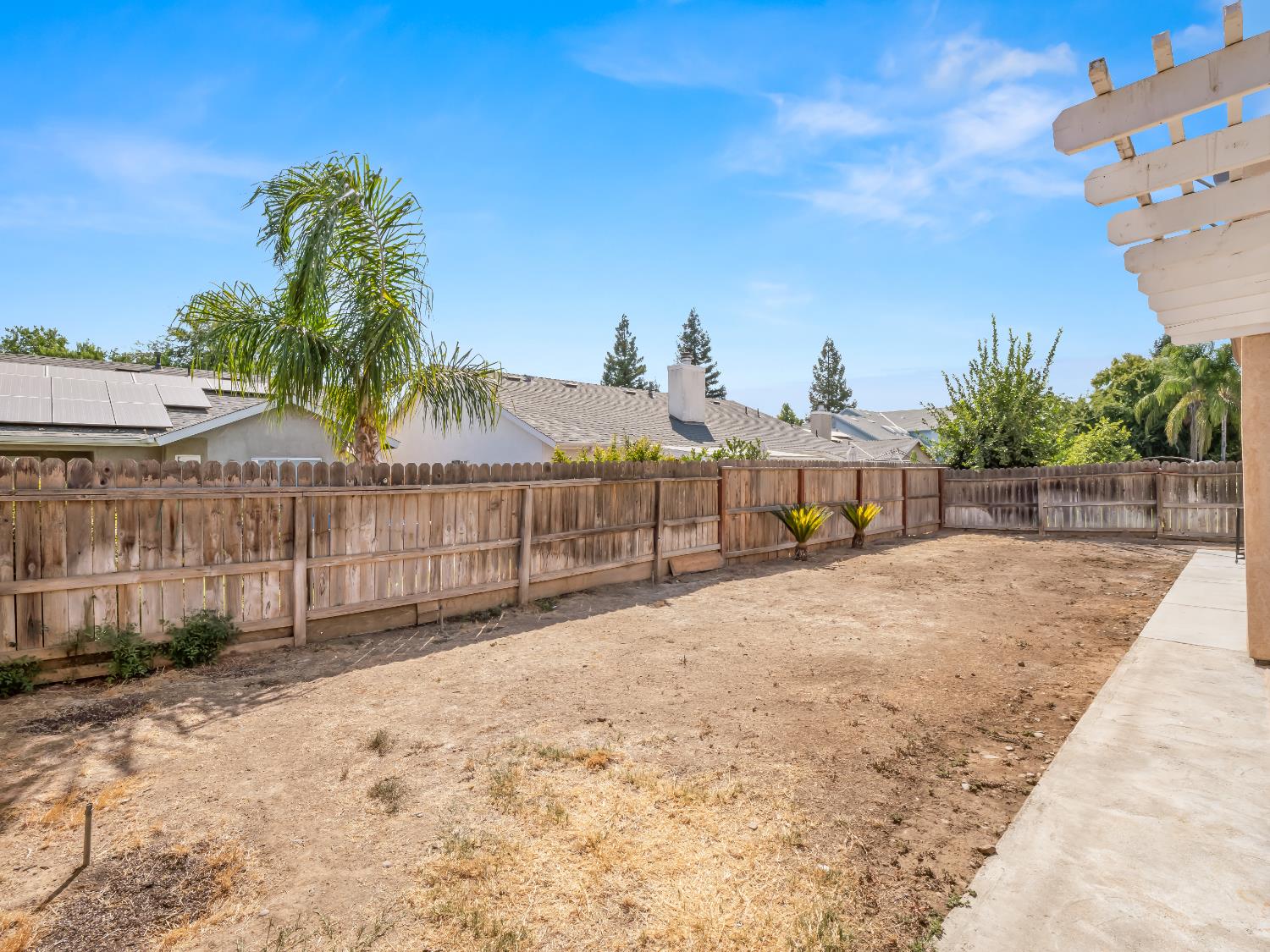 5779 W Bluff Avenue