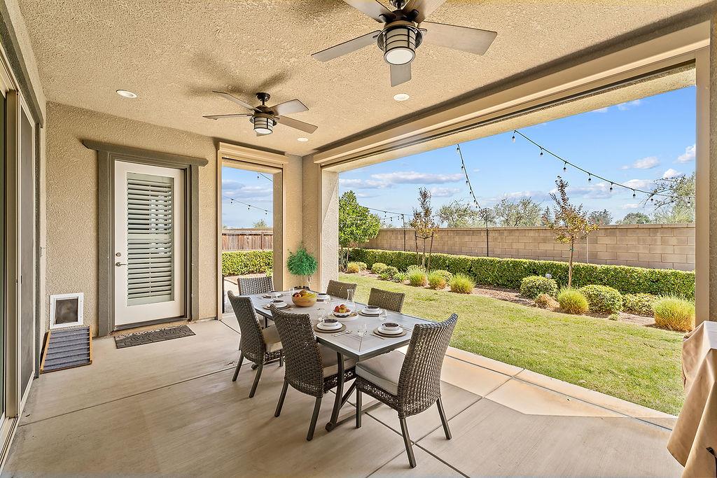 572 Pinnacle Drive W