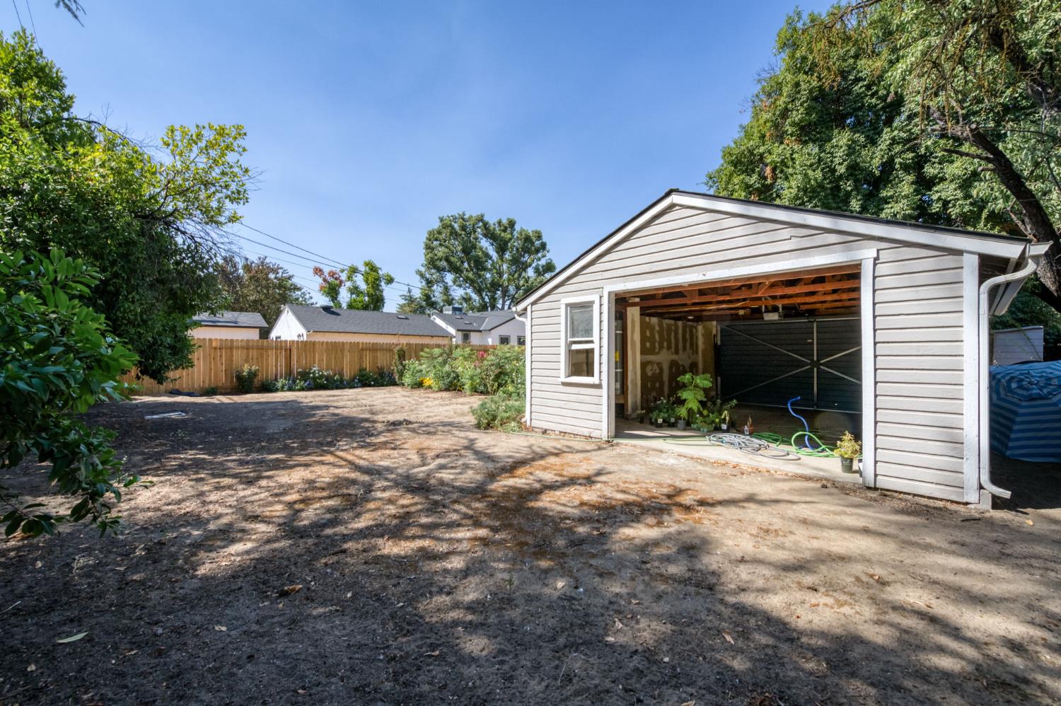 822 E Dayton Avenue
