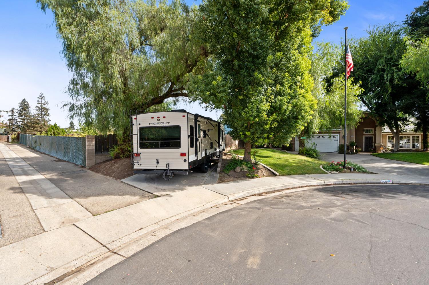 2481 Skansen Street