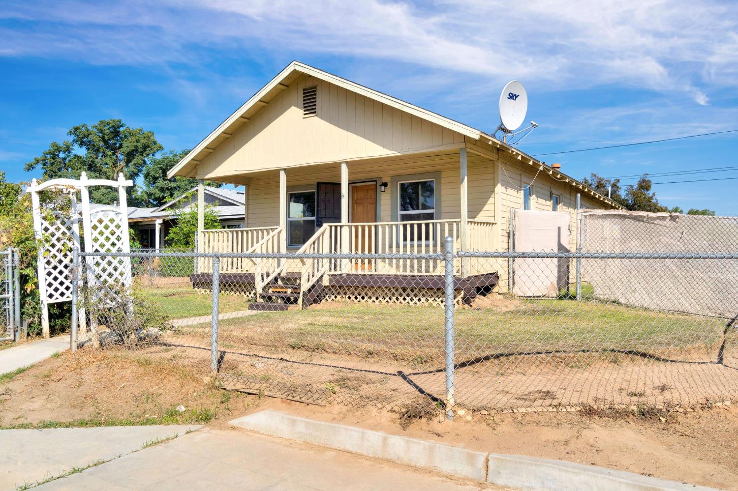 408 W Spruce Avenue