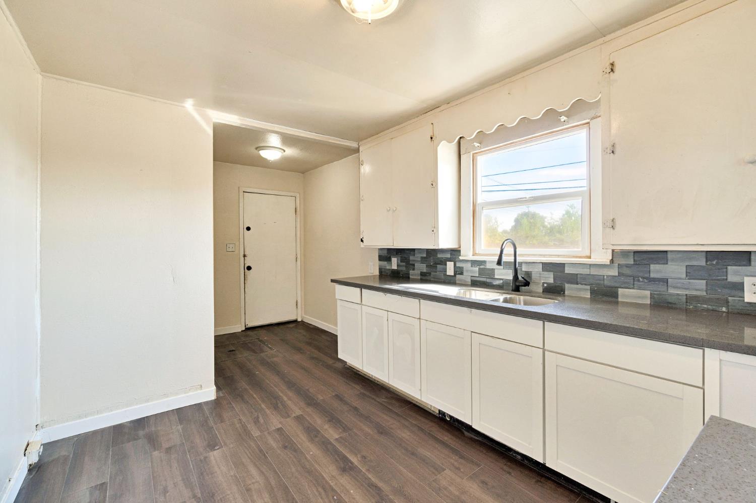 408 W Spruce Avenue