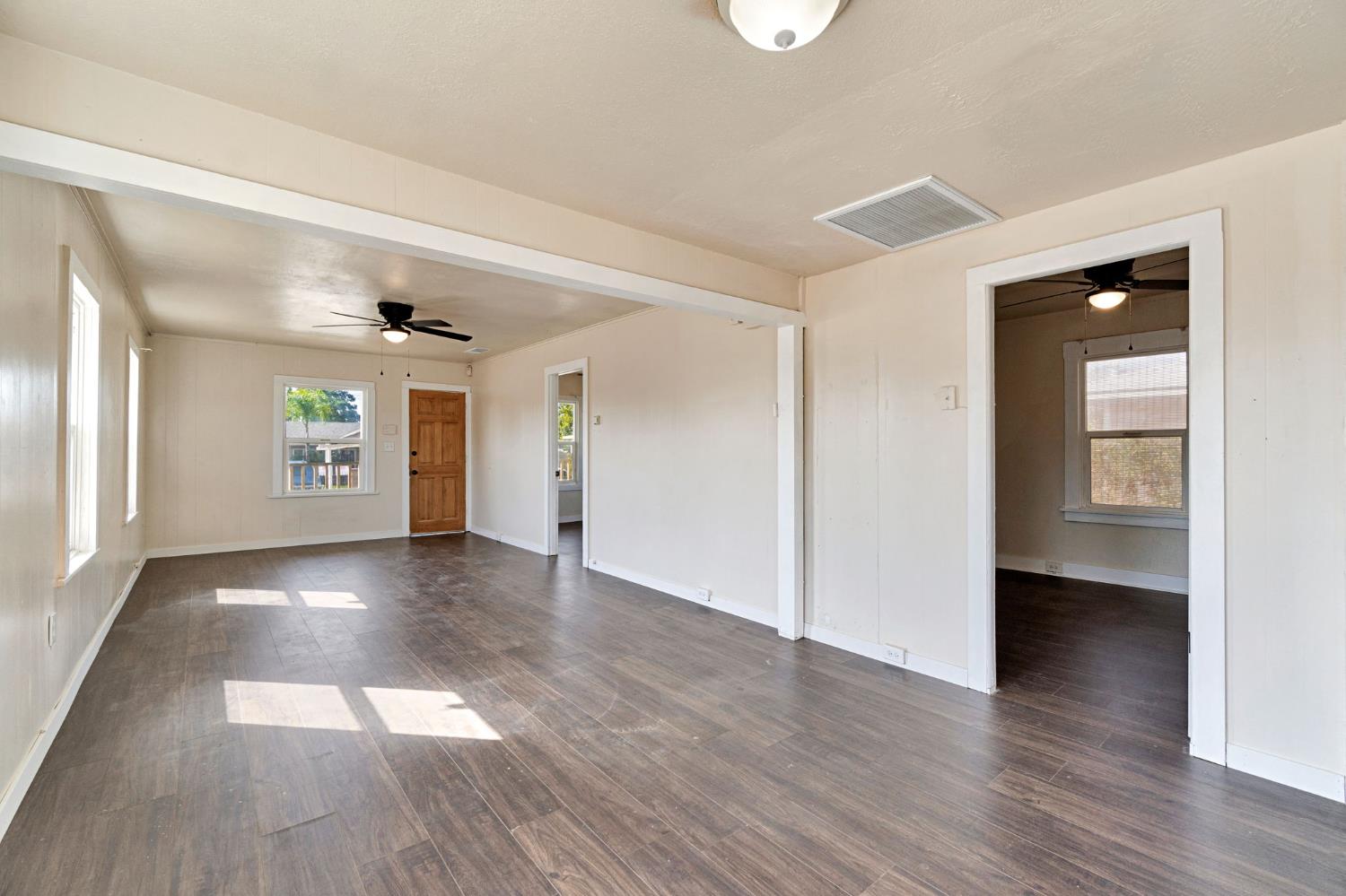 408 W Spruce Avenue