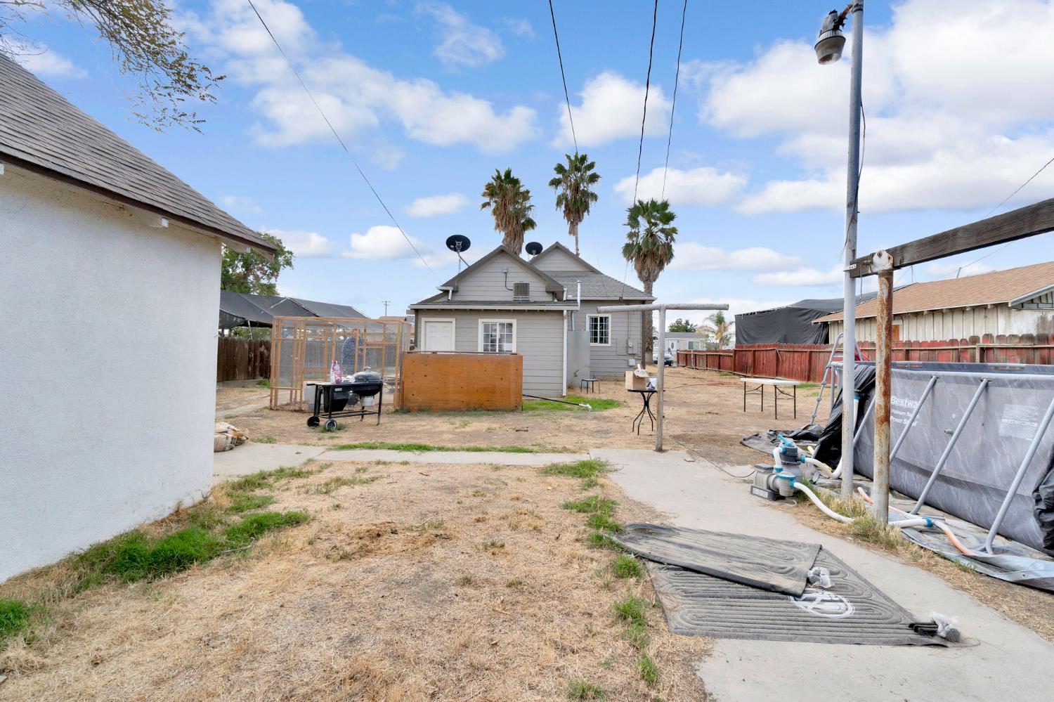 3828 Paloma Street