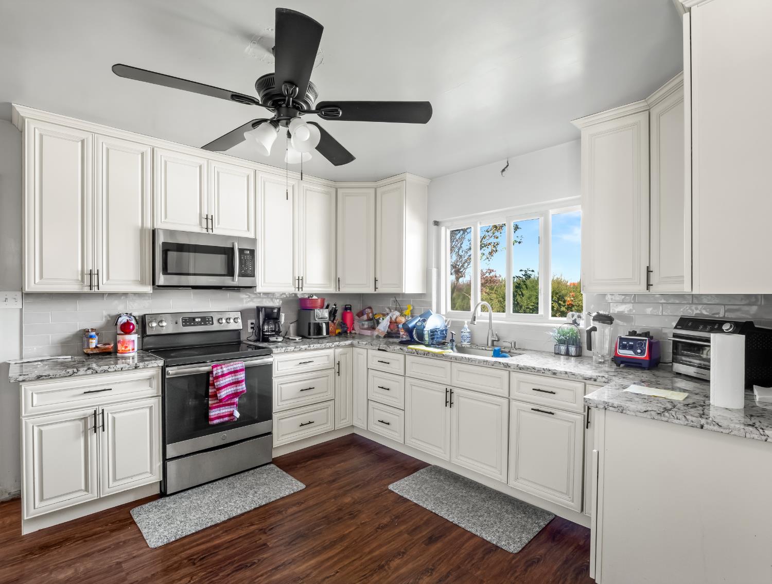 20445 W Manning Avenue