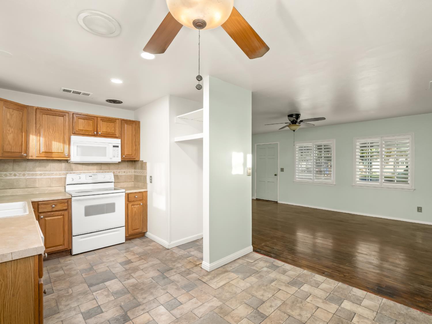 1824 Vasquez Drive