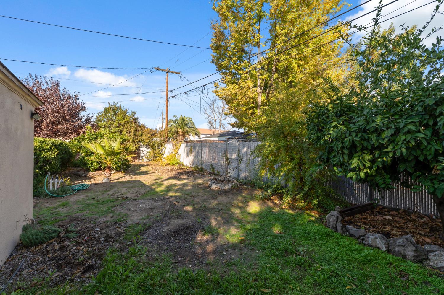 2134 N Farris Avenue