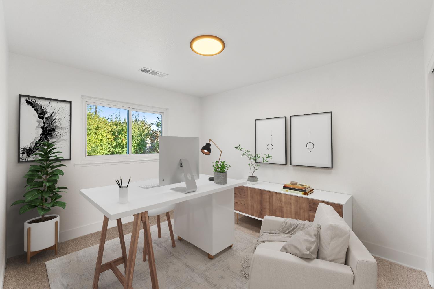 221 W San Joaquin Street