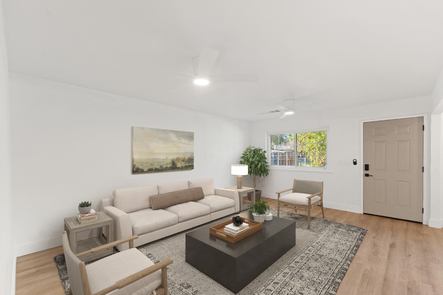 221 W San Joaquin Street