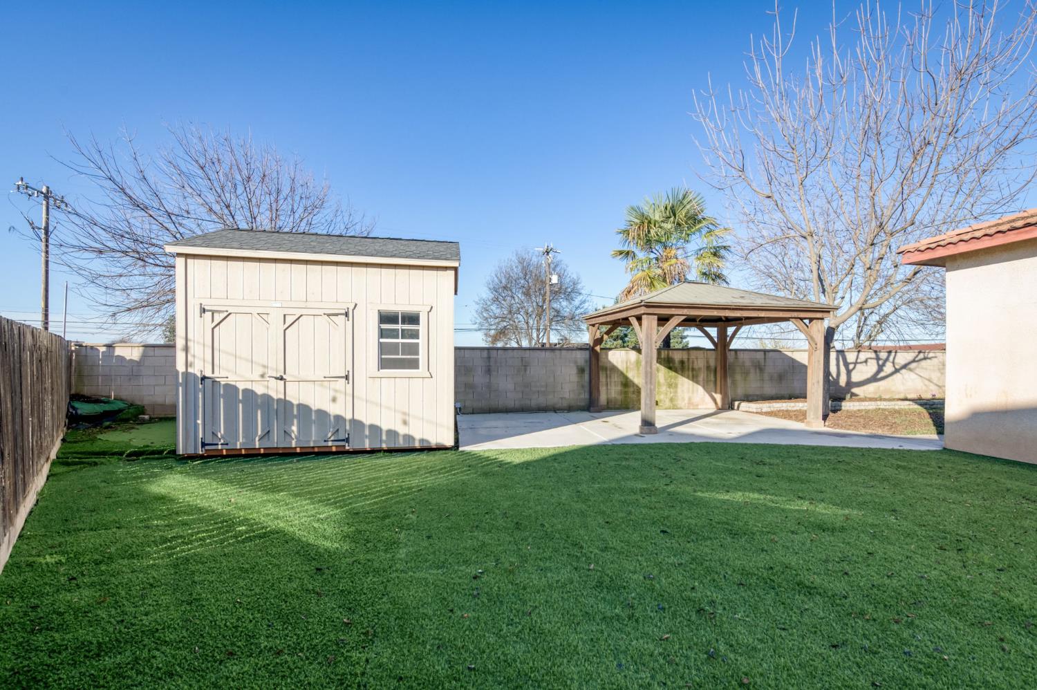 169 Rosewood Avenue