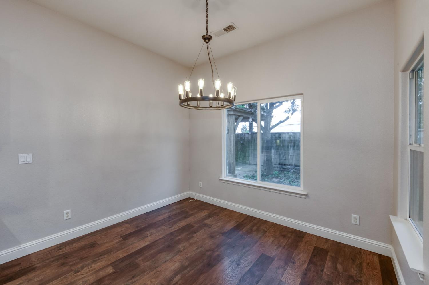 169 Rosewood Avenue