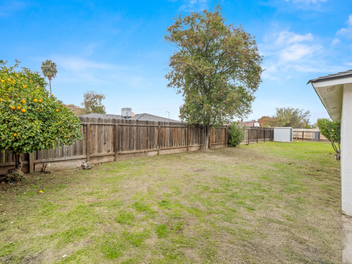 4557 N Sequoia Drive