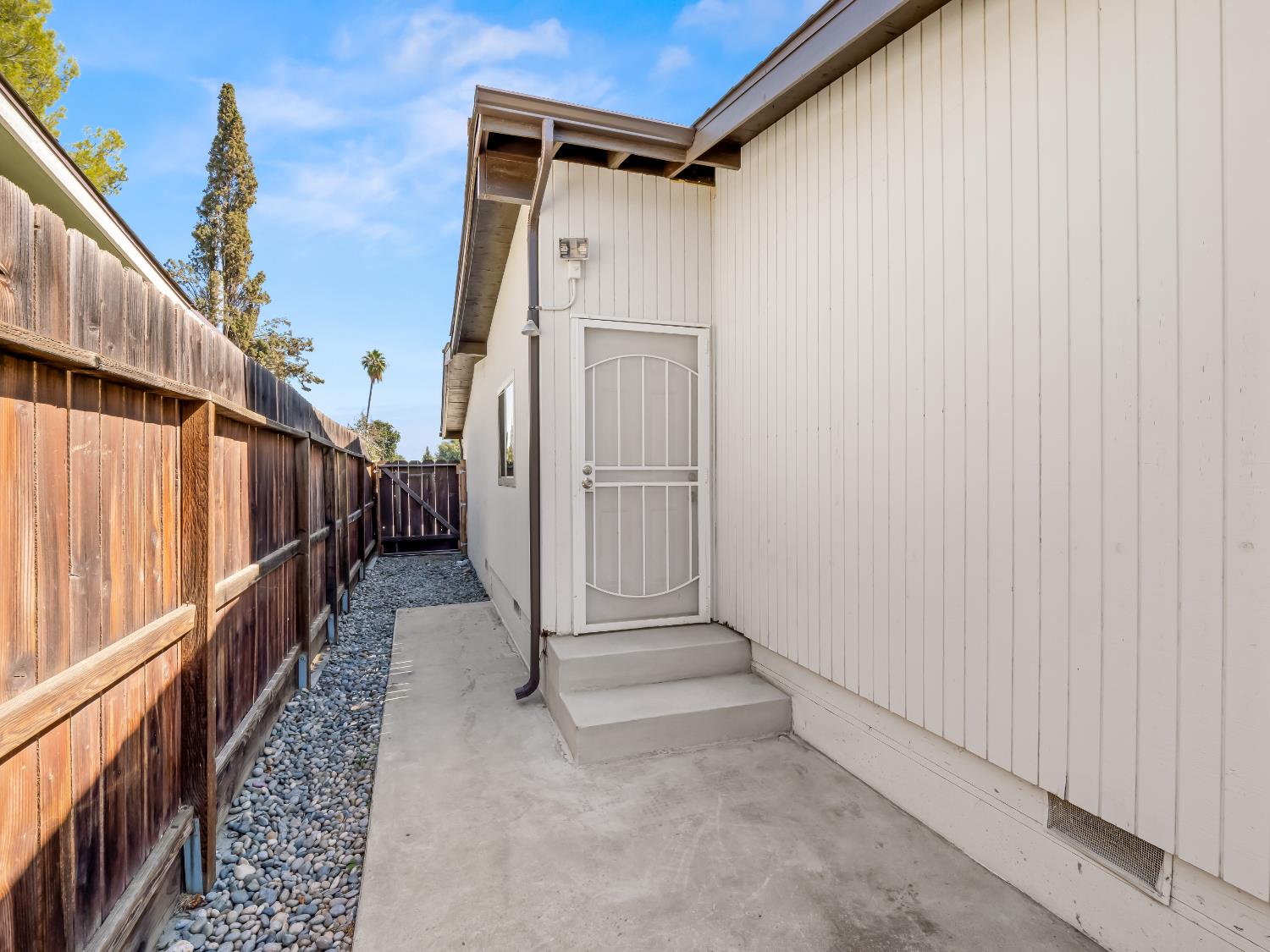 1416 Cherry Lane