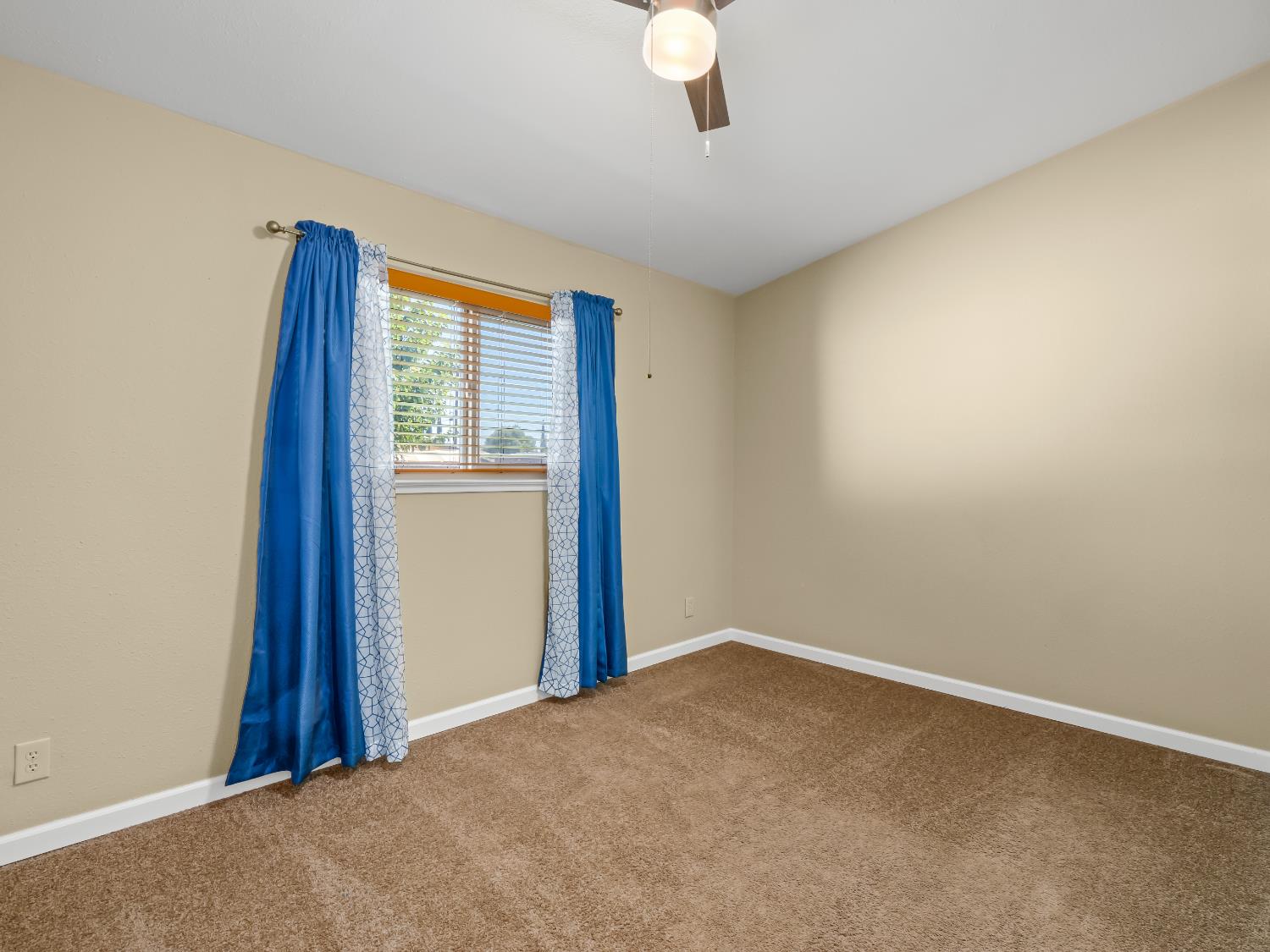 1416 Cherry Lane