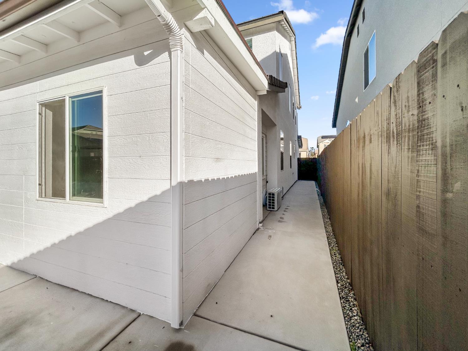 1724 San Marino Avenue