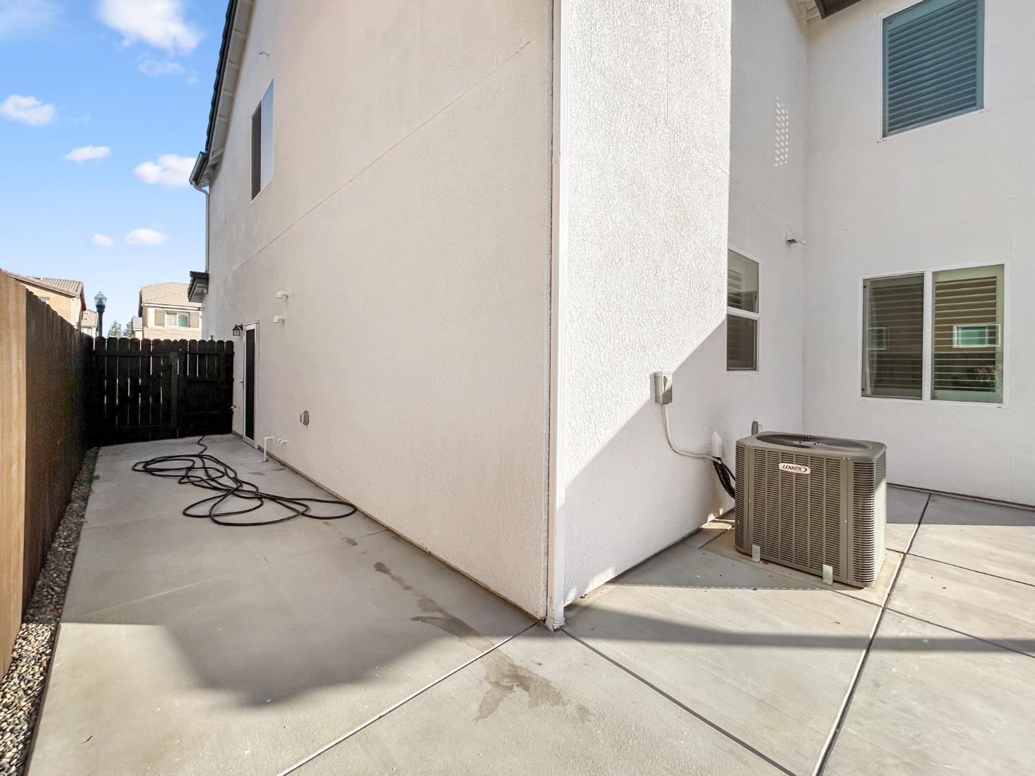 1724 San Marino Avenue