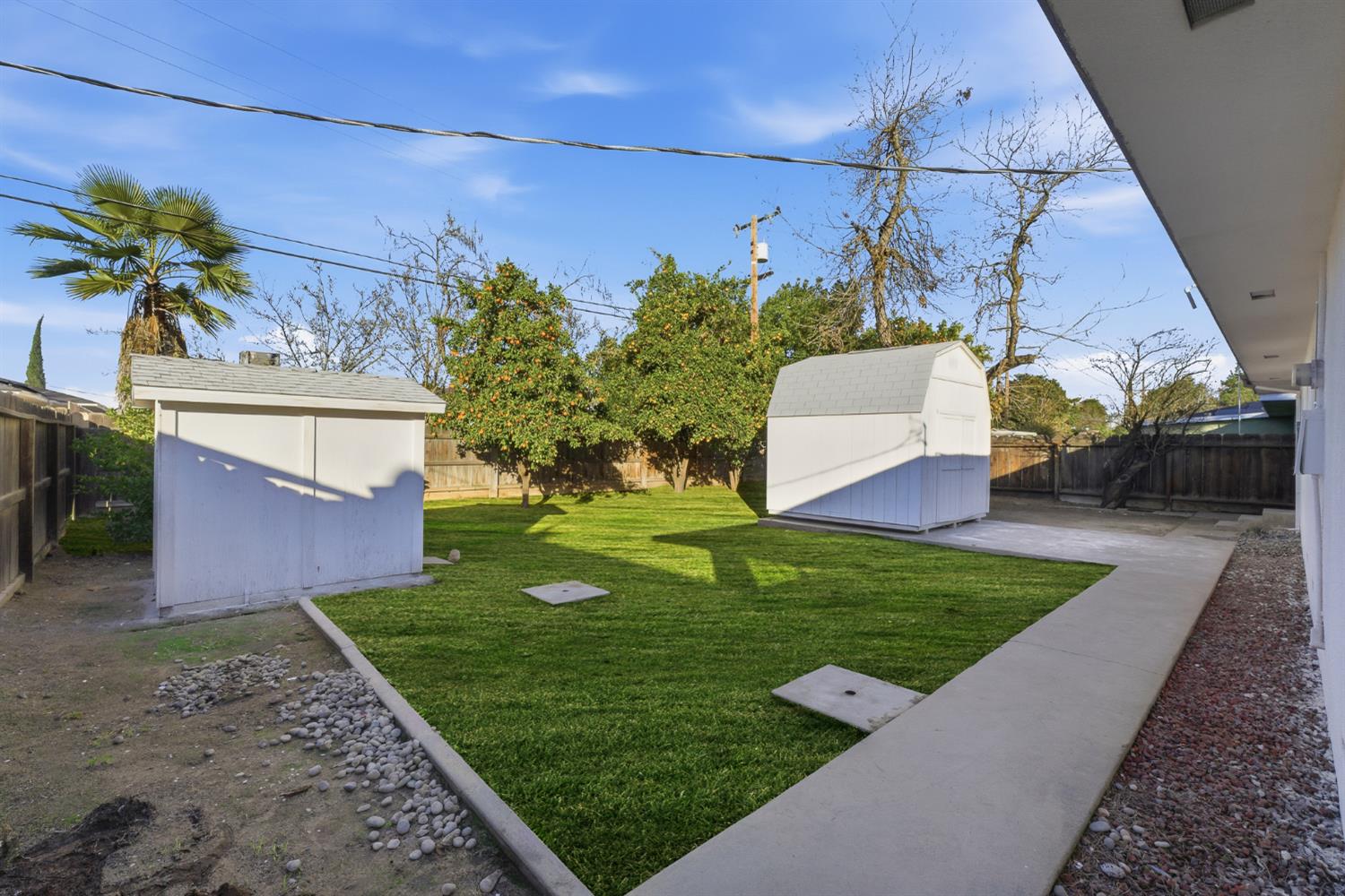4023 E Fedora Avenue