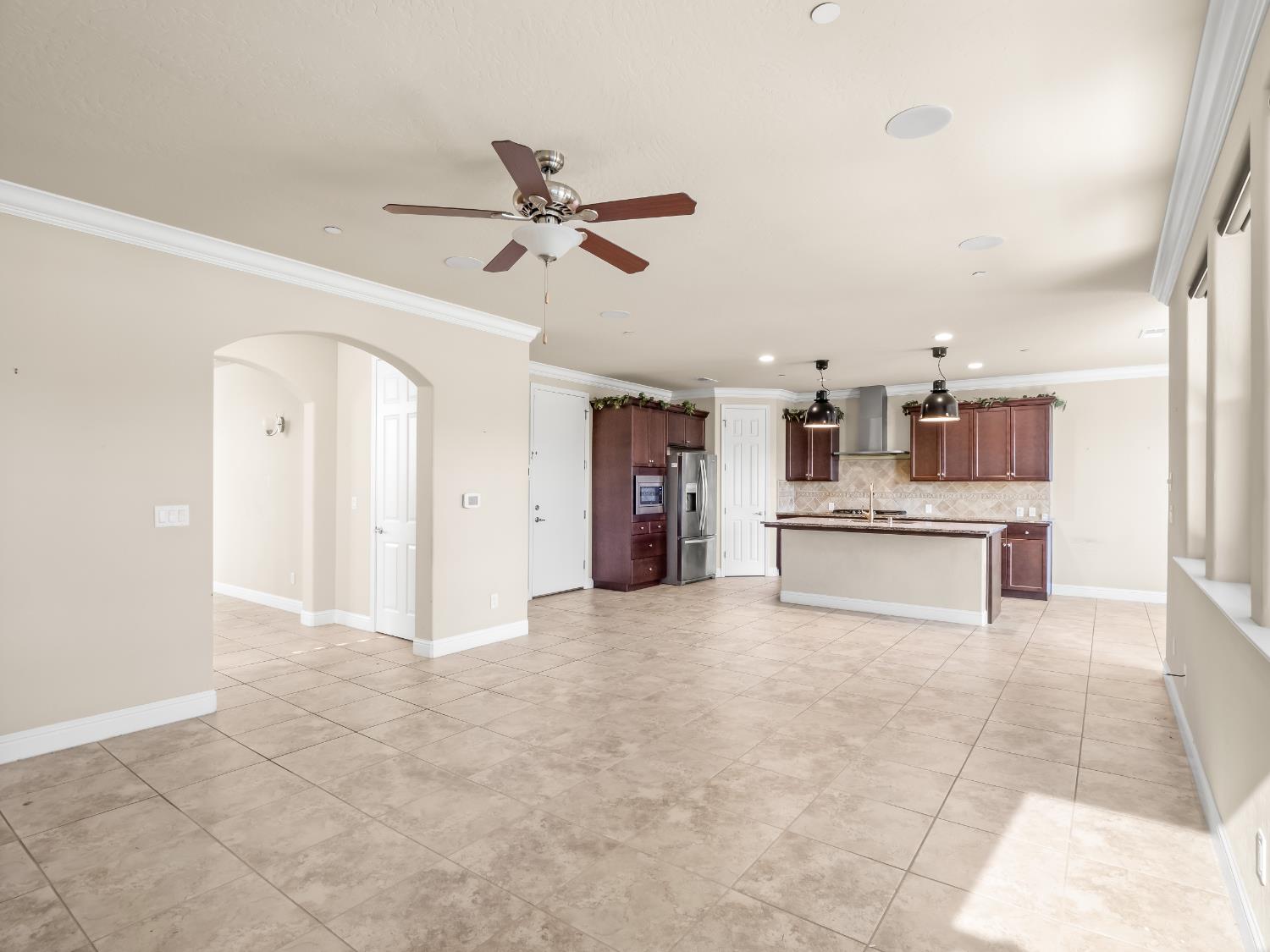 11584 N Via Venitzia Avenue