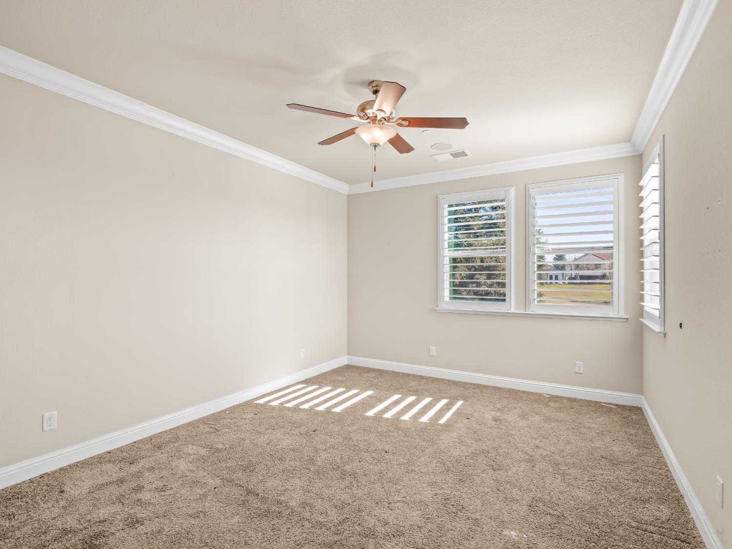 11584 N Via Venitzia Avenue