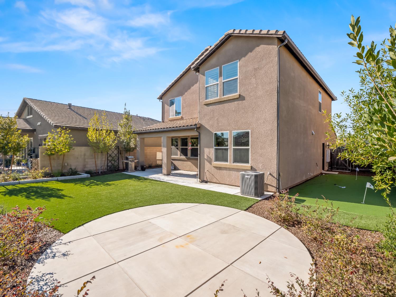 11584 N Via Venitzia Avenue