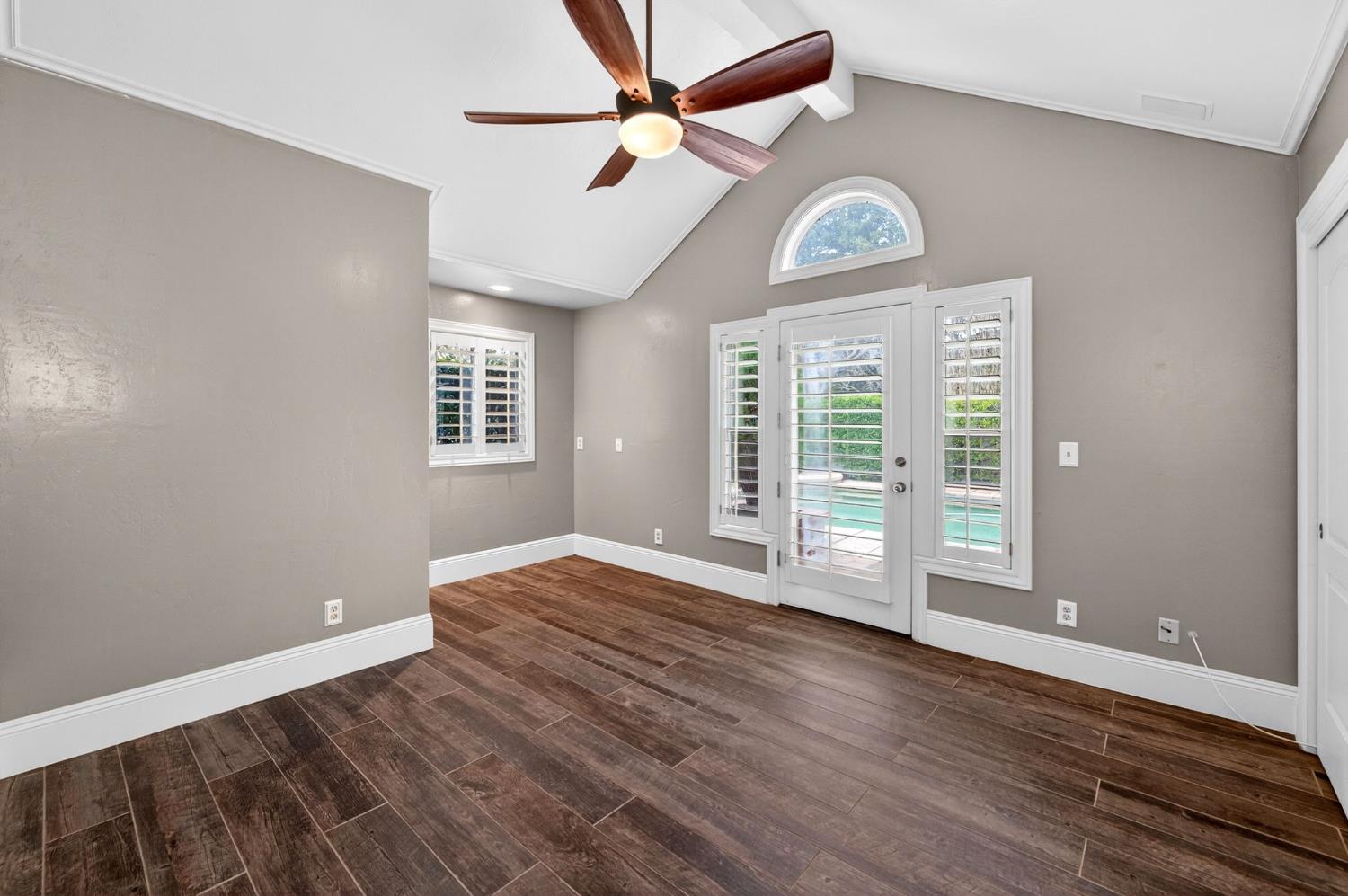 2450 W Beechwood Avenue