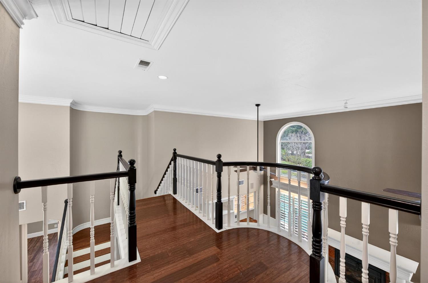 2450 W Beechwood Avenue