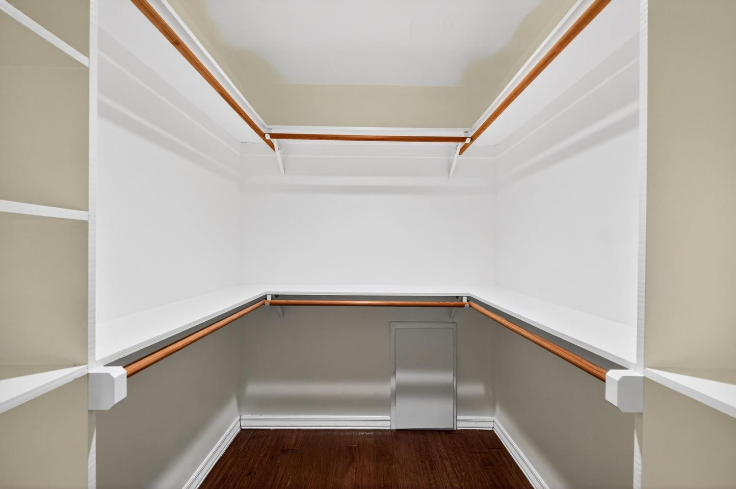 2450 W Beechwood Avenue