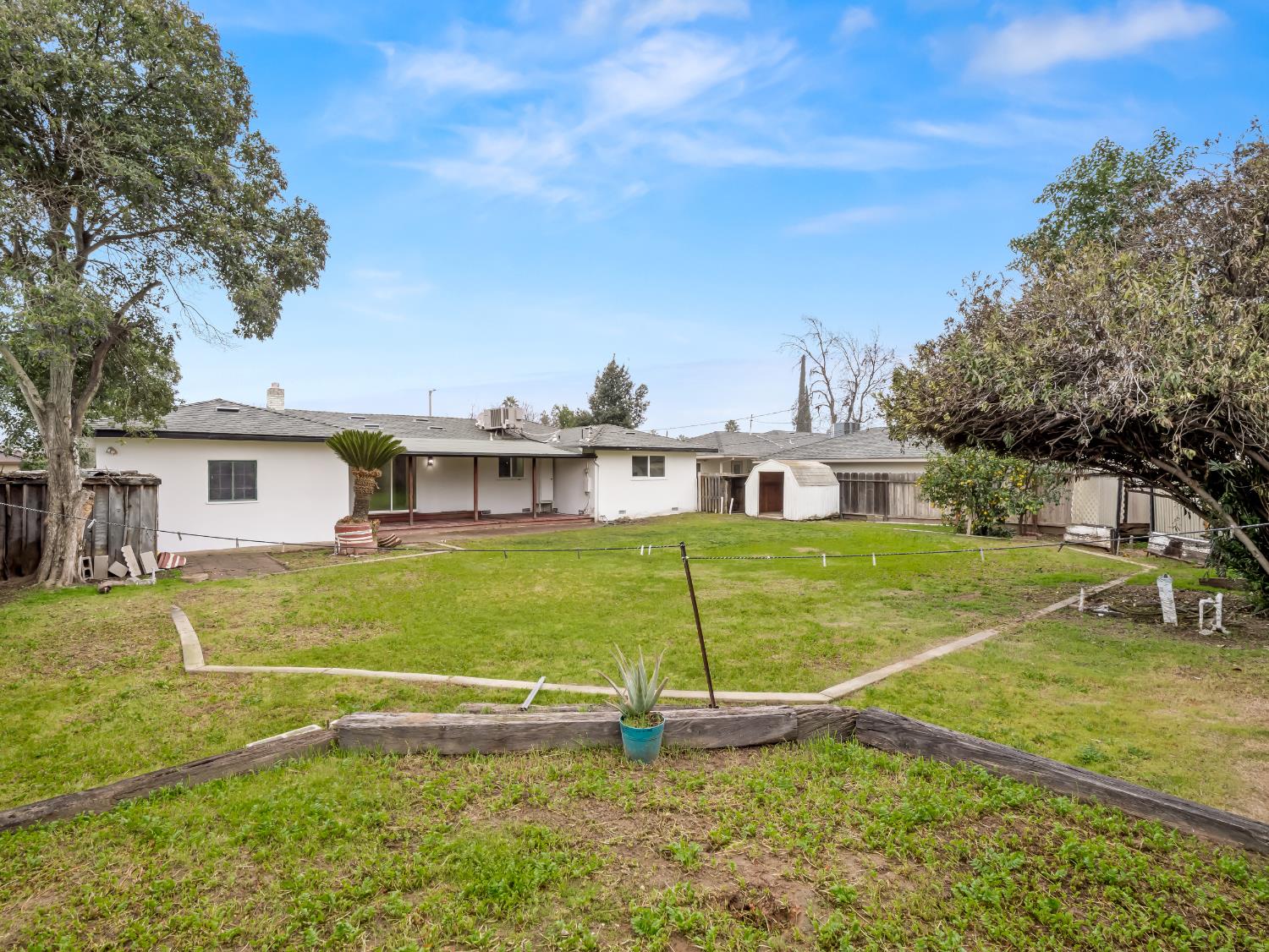 568 E San Ramon Avenue